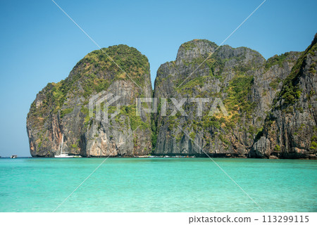 皮皮島著名的瑪雅灣海灘 皮皮島著名的瑪雅灣海灘 113299115