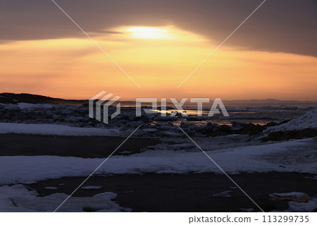 北海道的夕陽 113299735