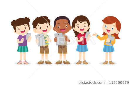 kids on online learning education courses 113300979
