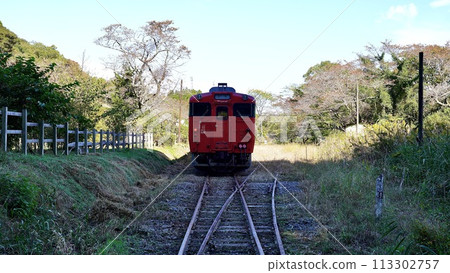 在小湊鐵道月島車站停靠的列車 113302757