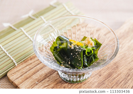 Seaweed in vinegar Seaweed in vinegar 113303436