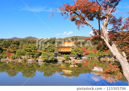 Pagoda waiting for the sunrise Pagoda waiting for the sunrise 113305706