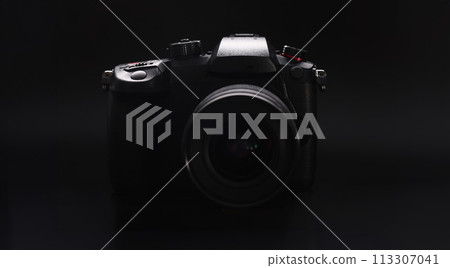 Modern camera model, good quality of pictures, brand new device for photoshot session 113307041