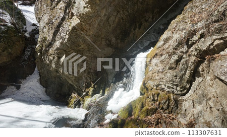 Ippei Waterfall 113307631