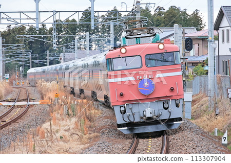 Cassiopeia running on the Joban Line 113307904
