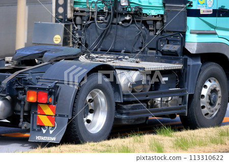 拖拉機頭 113310622