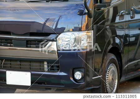 汽車前大燈 113311005