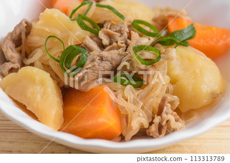 Pork and potato stew 113313789