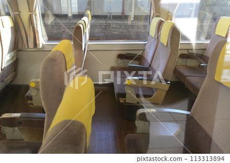 Local line, 281 series DC express train, Haruka express train seats Local line, 281 series DC express train, Haruka express train seats 113313894