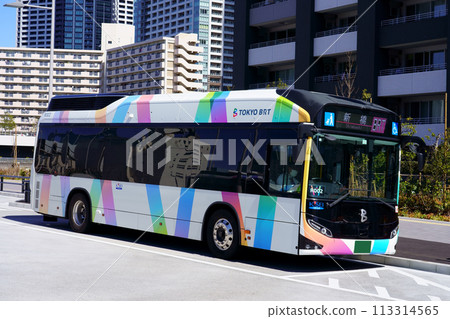 Tokyo BRT (TOYOTA SORA) bound for Shinbashi stops at Harumi 5-chome Terminal Tokyo BRT (TOYOTA SORA) bound for Shinbashi stops at Harumi 5-chome Terminal 113314565