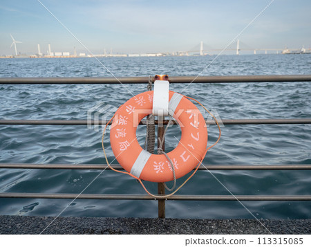 橫濱市港務局救生圈 113315085