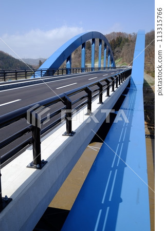 Kasakura Kabeta Bridge, opened in 2024, architecture 113315766