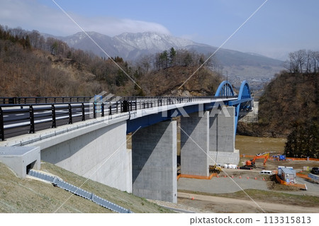 Kasakura Kabeta Bridge, opened in 2024, architecture 113315813
