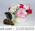 Flower arrangement and glass bottle 2 113316250