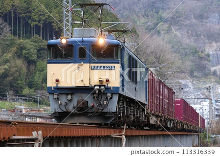 [JR貨運] EF64型（伯備線：井倉～保野/高橋七川大橋） 113316339