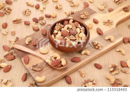 mixed nuts in a bowl mixed nuts in a bowl 113318493
