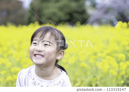 在強姦領域玩的女孩 113319147