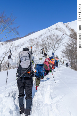 (Gunma Prefecture) Mount Tanigawa in the harsh winter - crowded Tenjin Ridge 113319623