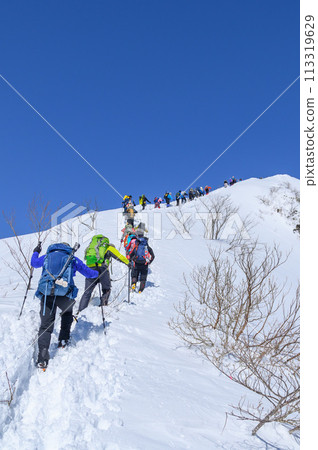 (Gunma Prefecture) Mount Tanigawa in the harsh winter - crowded Tenjin Ridge 113319629