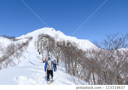 (群馬縣)嚴冬的谷川山和擁擠的天神嶺 (群馬縣)嚴冬的谷川山和擁擠的天神嶺 113319637