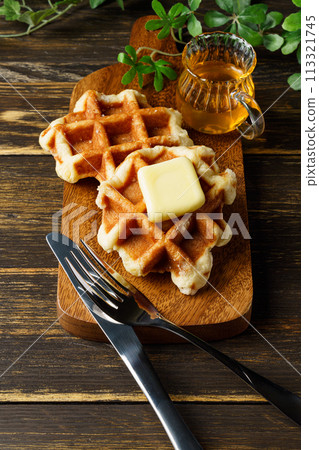 Waffle Waffle 113321745