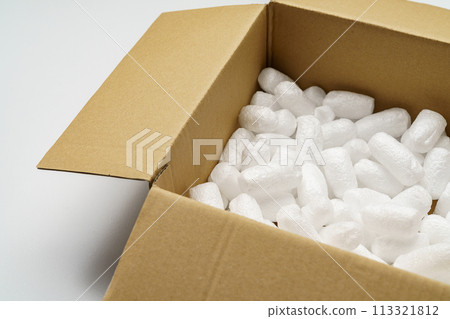 包裝材料和紙板箱 113321812