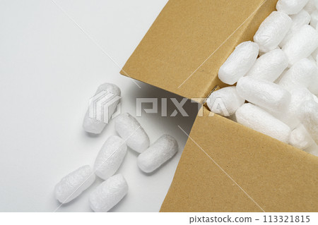 包裝材料和紙板箱 113321815