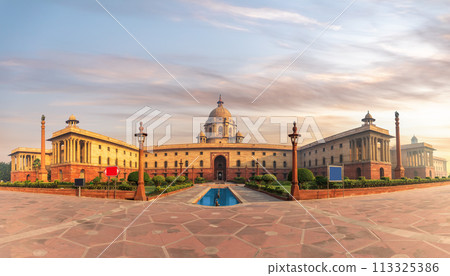 Rashtrapati Bhavan or the Presidential palace, New Delhi, India 113325386