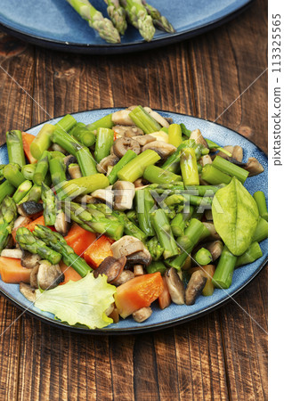 Asparagus and mushroom salad, healthy lunch. 113325565