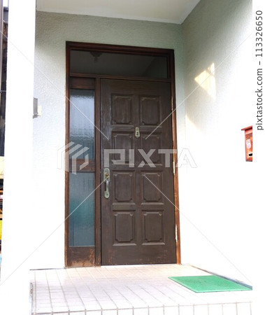 入戶門改造前 入戶門改造前 113326650