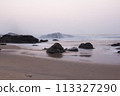 Waves on reefs 113327290