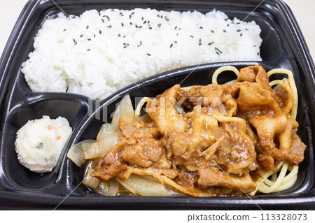 美味的豬肉薑烤午餐盒 113328073