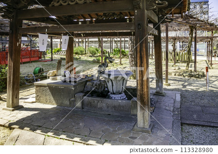 Fujiidera Kobo Daishi hand-dug well, Fujiidera City, Osaka Prefecture Fujiidera Kobo Daishi hand-dug well, Fujiidera City, Osaka Prefecture 113328980