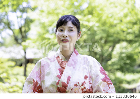 浴衣的女人 113330646
