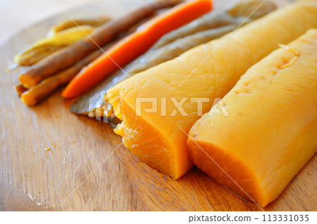 I bought these tamari pickles as a souvenir when I went on a trip to Nikko. 113331035