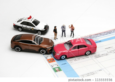 Traffic accident insurance accident scene image Traffic accident insurance accident scene image 113333556