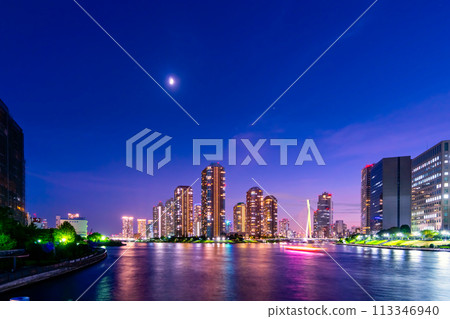 Tokyo Sumida River Tsukudajima night view 113346940