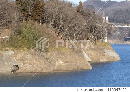 鐵路12號線在揚巴大壩沉沒 113347421