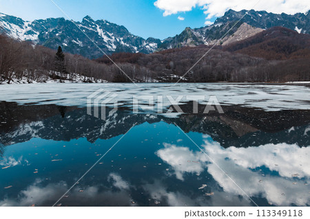 Nagano City Togakushi Kagamiike Pond 113349118