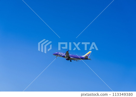 《Airplane》Embraer E-Jet > E175 113349380