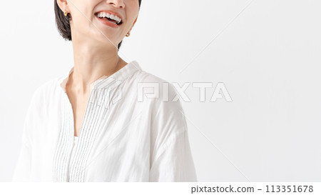 中年女子肖像 113351678
