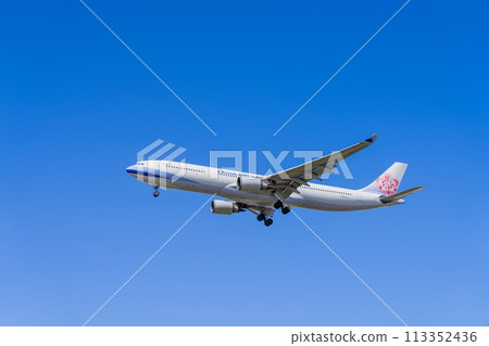 《Airplane》Airbus Airbus A330 > A330-300 113352436