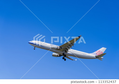 《Airplane》Airbus Airbus A330 > A330-300 《Airplane》Airbus Airbus A330 > A330-300 113352437