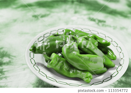 Green peppers , friggitelli , on plate Green peppers , friggitelli , on plate 113354772