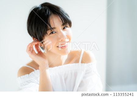 Women's beauty image Women's beauty image 113355241