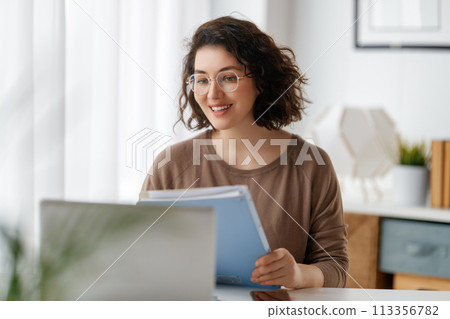 woman working in the office 113356782