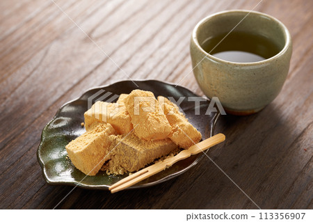 Warabimochi image 113356907