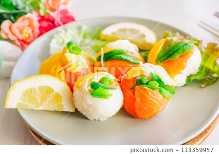 Smoked salmon temari sushi Smoked salmon temari sushi 113359957