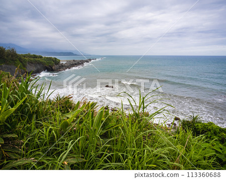 Coast view 113360688