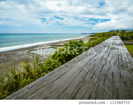 Seaside beach scenery and blue sky and white clouds 113360733